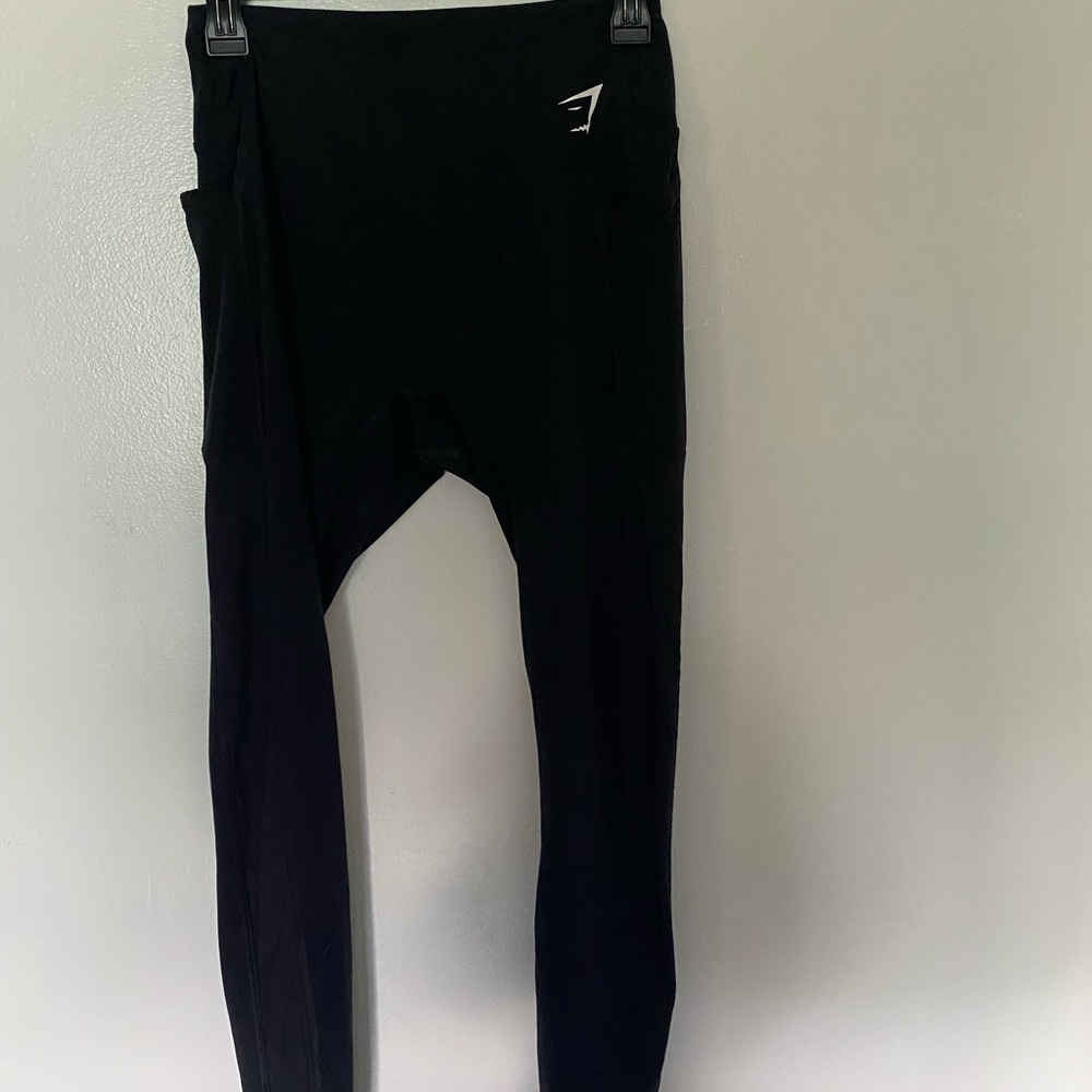 Gymshark Black Leggings Mesh with Pockets